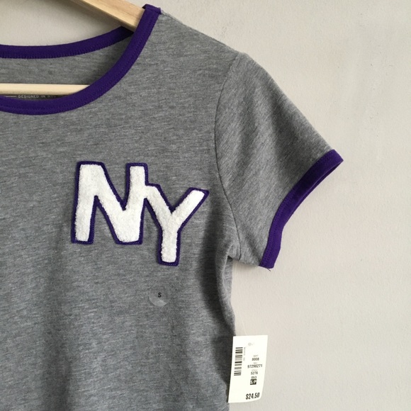 SOLD! Aeropostale NY Crop Top Graphic Tee Small - Picture 2 of 8